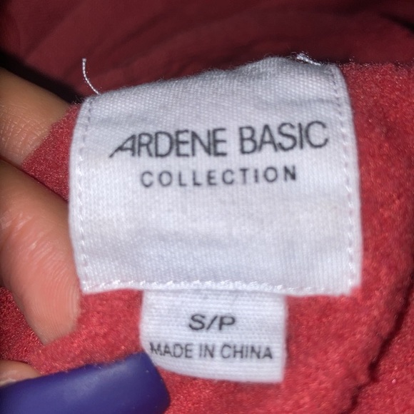 Red Cropped Hoodie - Picture 5 of 8